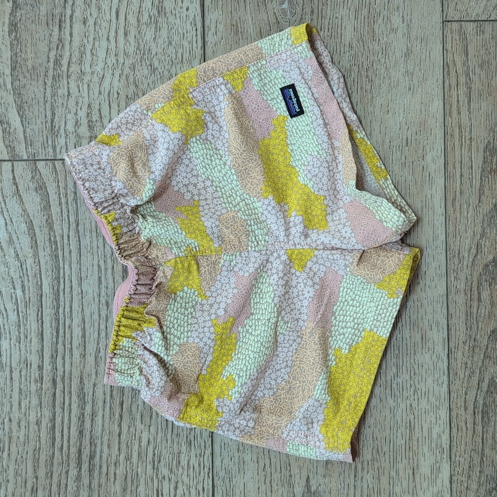Patagonia Toddler Baggies, size 2T